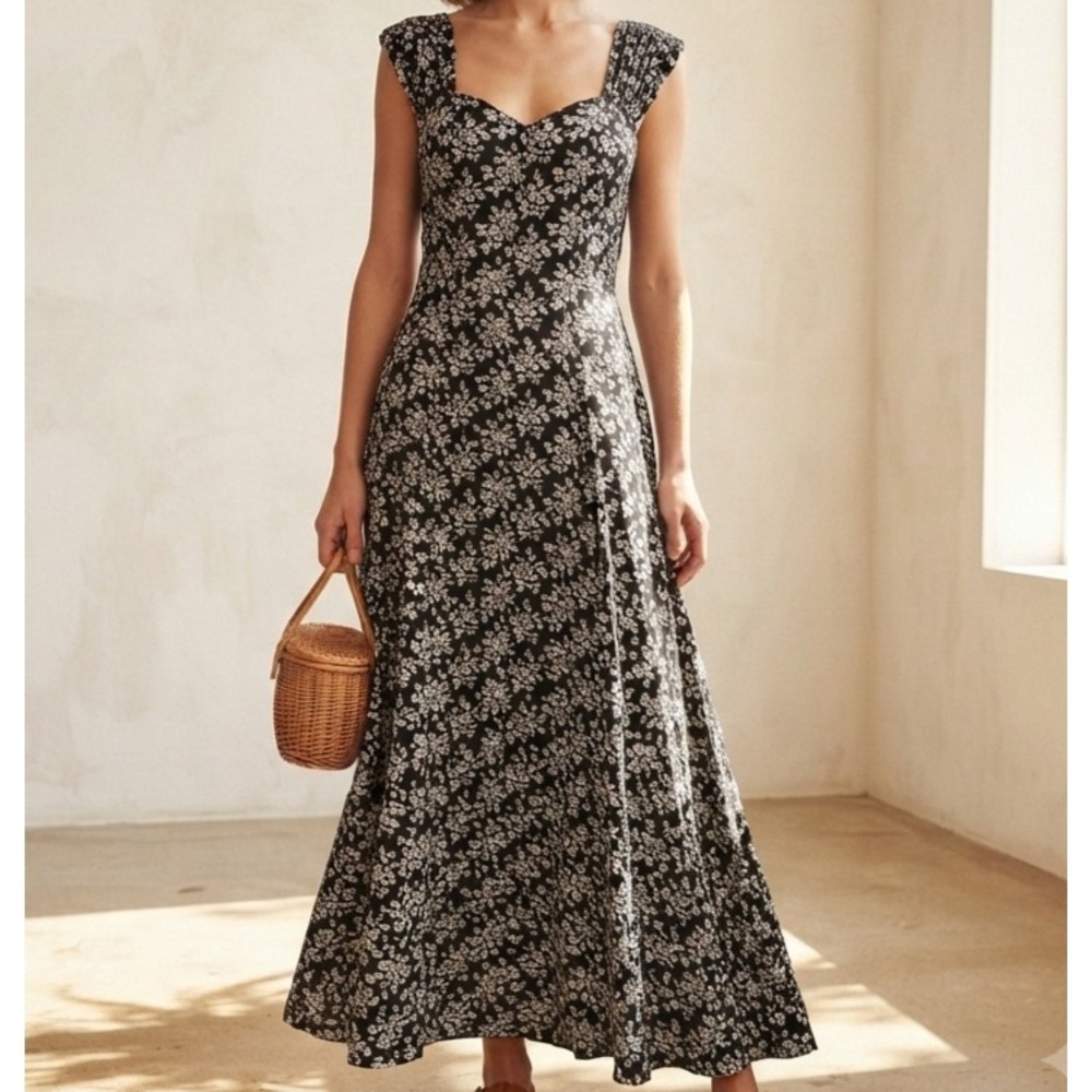 Vintage Roberta Fit & Flare Maxi Dress Size 7/8 Black & White Floral Sweetheart